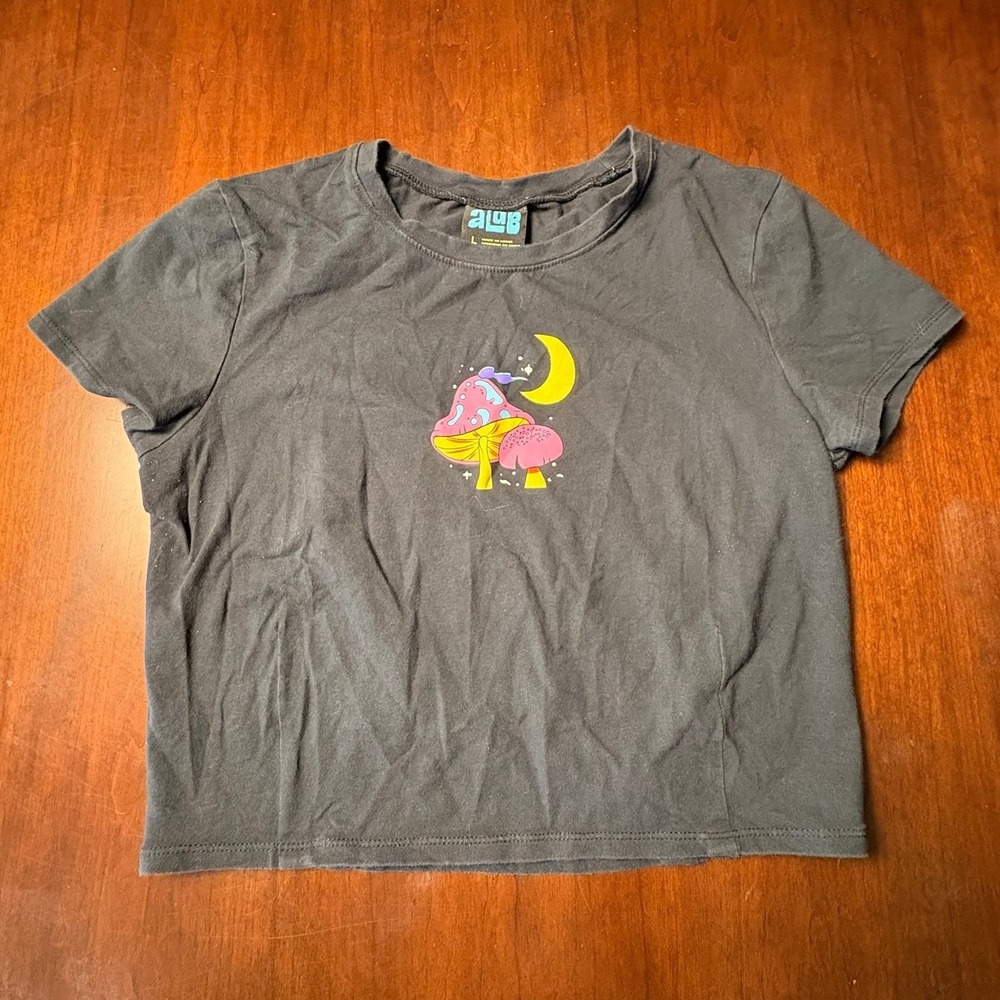 A.LAB Mushroom Moon Graphic Cropped T-Shirt Black Size Large